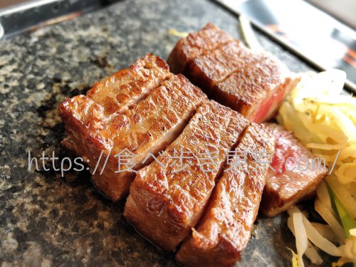 松坂牛よし田のお肉アップ